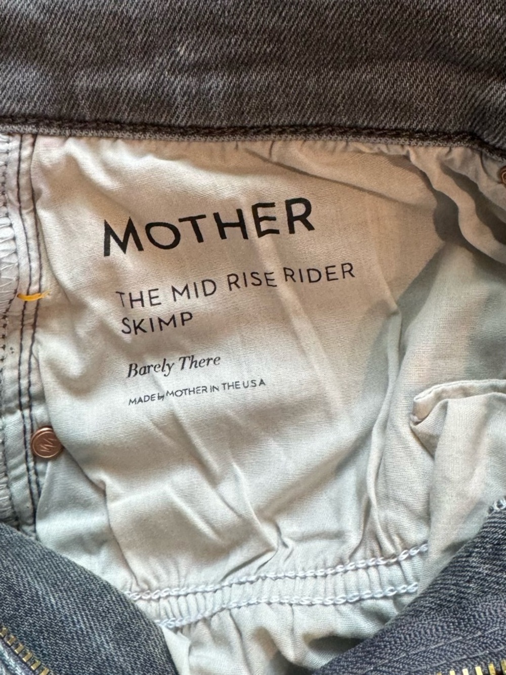 MOTHER Mid Rise Rider Skimp Jeans - Light Gray - Picture 3 of 4